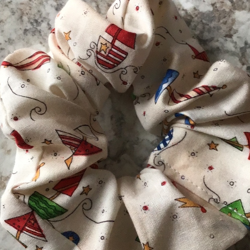 Sailing lake ocean scrunchie vacation sailboat new